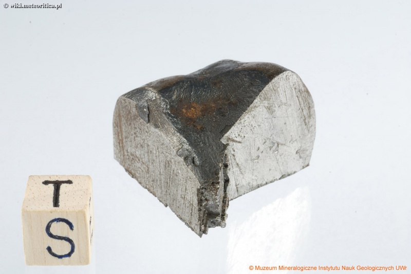 Plik:Braunau (Muzeum Mineralogiczne UWr) 4.jpg