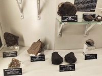 ParisEdM (meteorite exhibition)-3.jpg