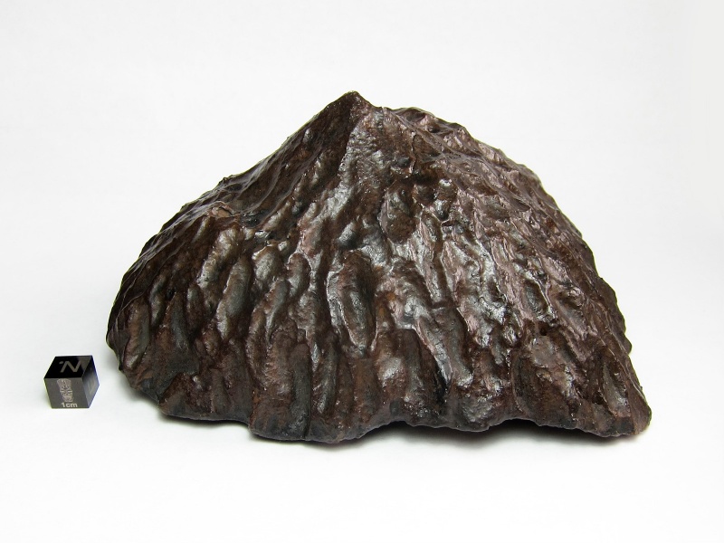 Plik:Stromboli Stone (Gary Fujihara)-fb.jpg