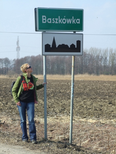 Plik:Baszkowka (60)-sign.jpg