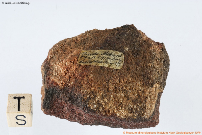 Plik:Brzeg (Muzeum Mineralogiczne UWr) 1.jpg