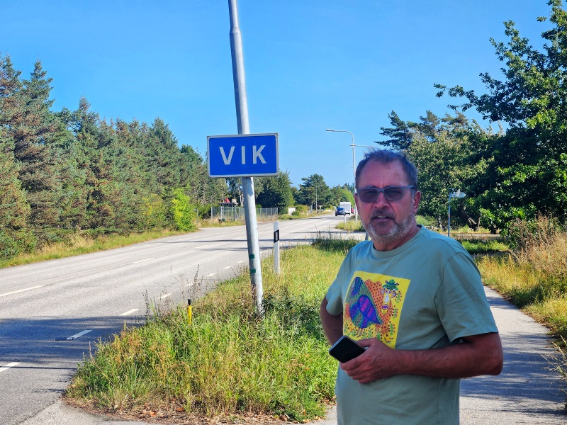 Plik:Redakcja (Woreczko).jpg